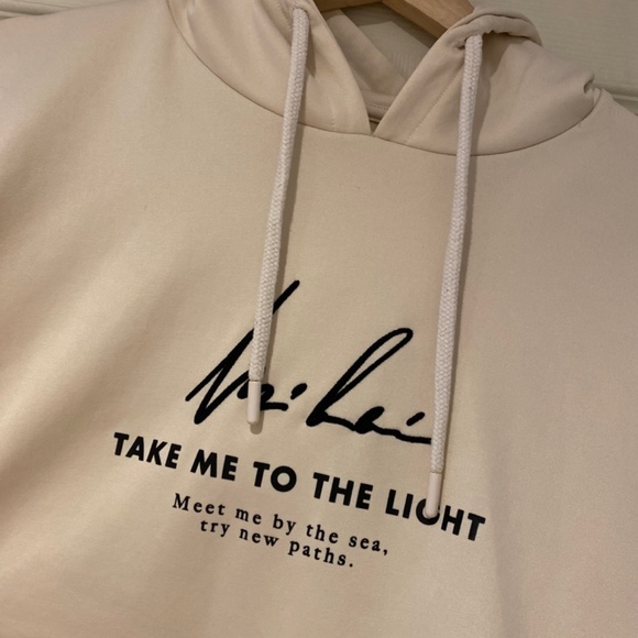 cream  hoodie - Picture 2 of 3